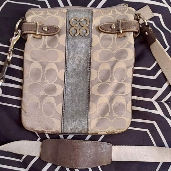 Designer lot - Picture 2 of 10